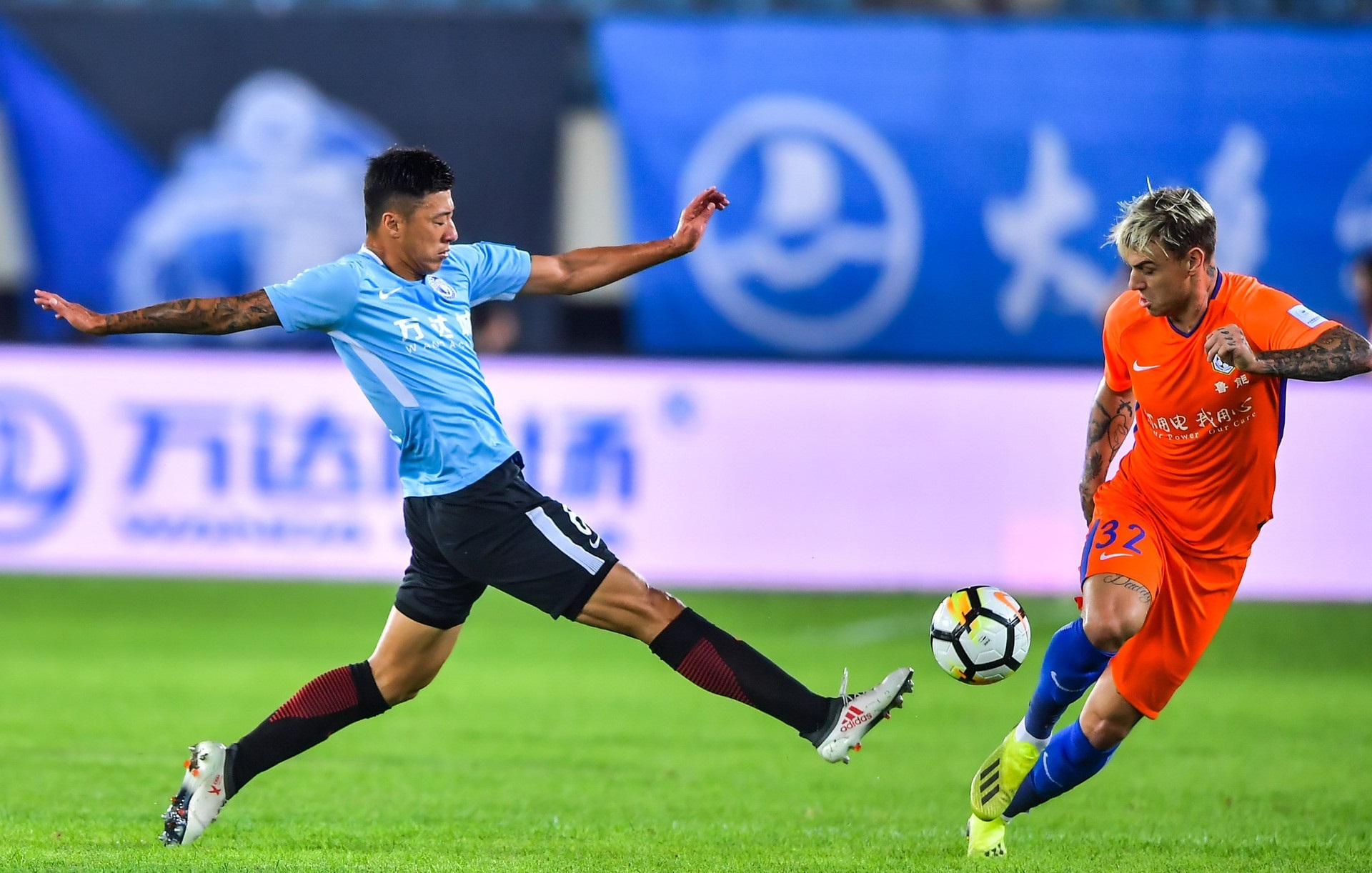 九游游戏中心-利物浦曼城集锦