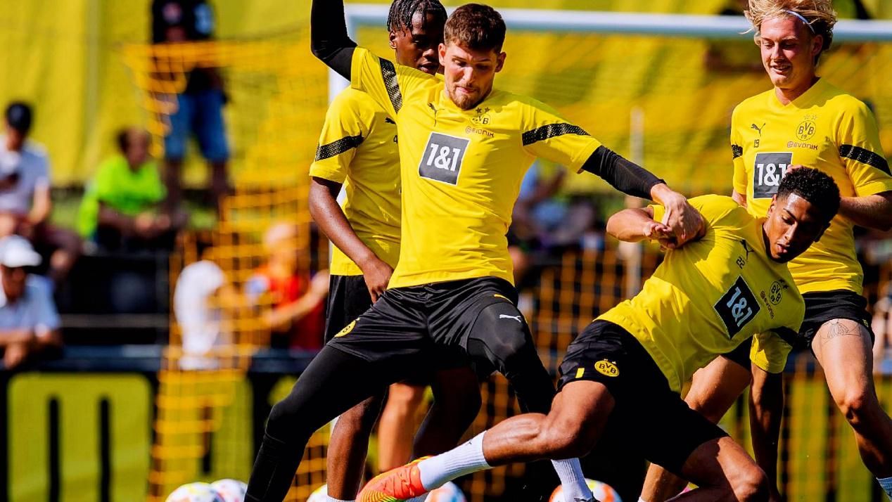 九游体育入口-米卢重回国足任主帅